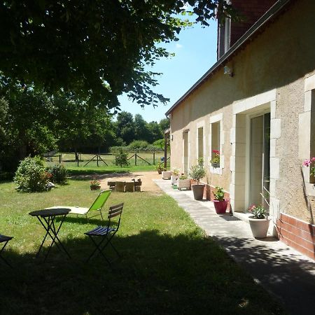 Chambre D'Hote En Vallee Du Loir - Elevage Des Rosiers Bazouges-sur-le-Loir ภายนอก รูปภาพ