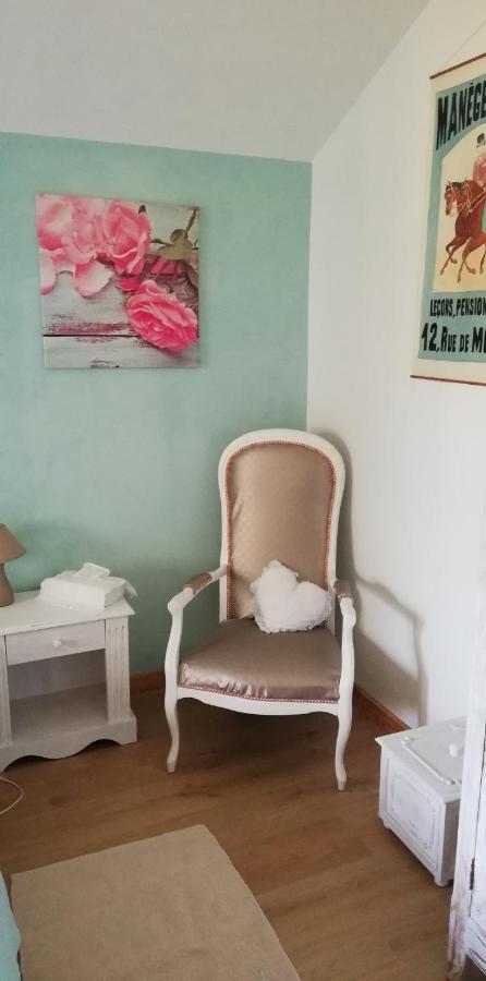 Chambre D'Hote En Vallee Du Loir - Elevage Des Rosiers Bazouges-sur-le-Loir ภายนอก รูปภาพ